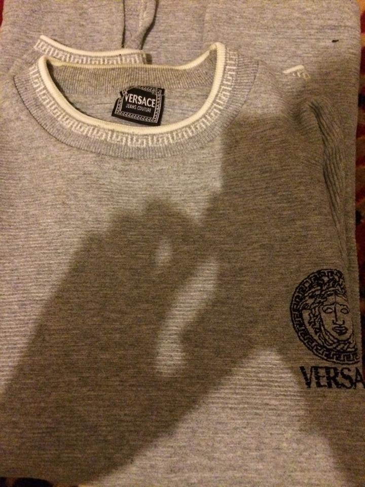 how to tell if versace shirt is real