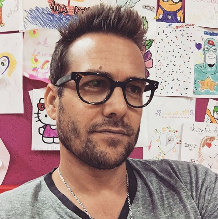 What eyewear is Gabriel Macht wearing? | Styleforum