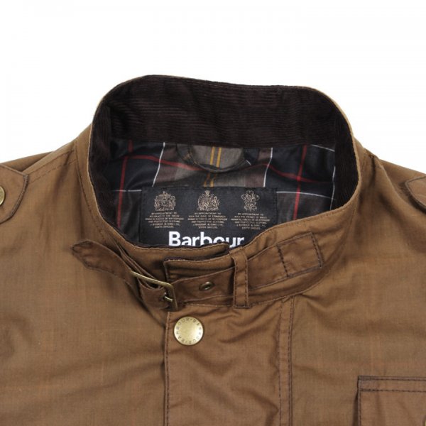 BARBOUR_FLYER_WAXED_JACKET_COLLAR_LARGE_1024x1024.jpg