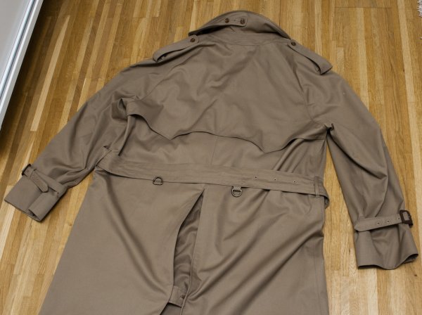 AQUASCUTUM "Kingsgate" Trench Coat, Beige/Khaki, UK 42-44, Made in UK,  BNWOT | Styleforum