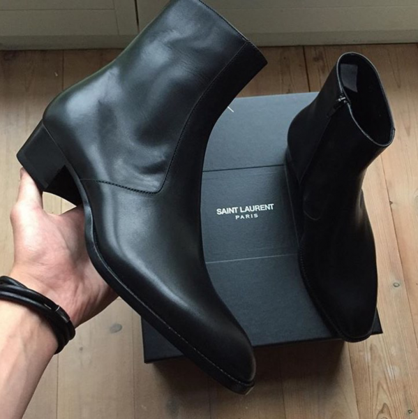 black leather 40mm wyatts