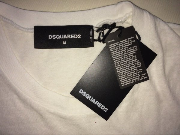 how to tell if a dsquared t shirt is real