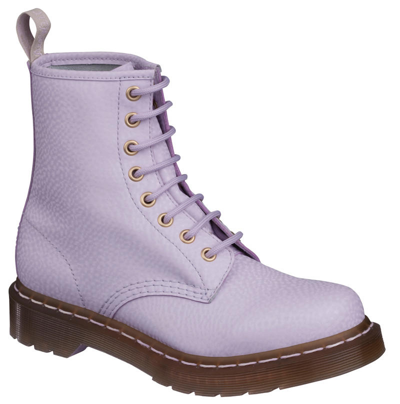 QQ pearl lilac boots
